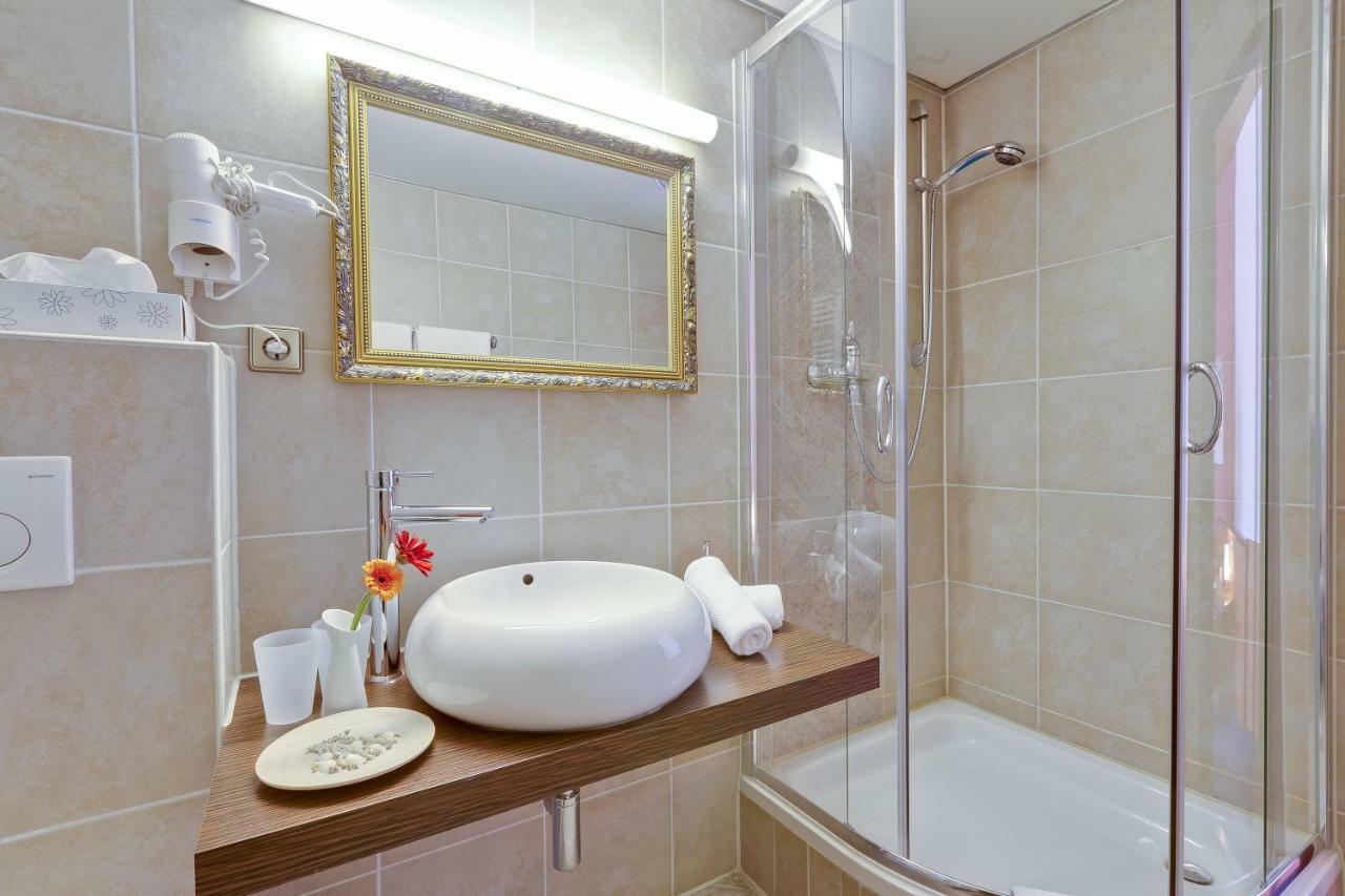 Bavaria Hotel Münchner Hof Superior Stuttgart Habitación foto